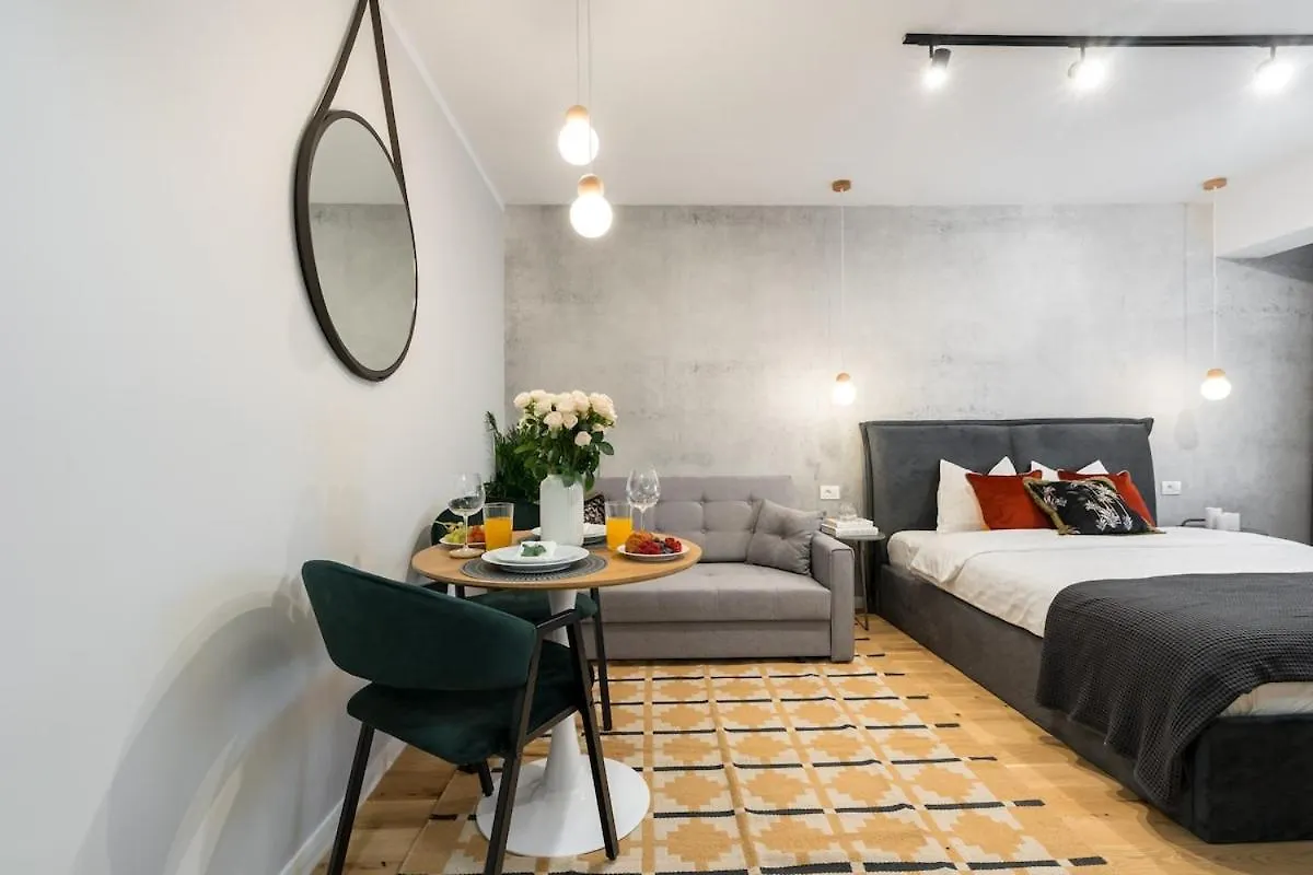 Cosy Stylish Studio - City Center Bucharest 0*,